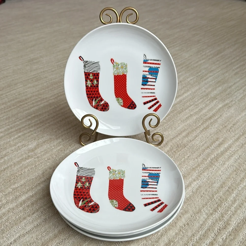 Set of 4 West Elm Christmas Plate Christmas Stockings 8.6